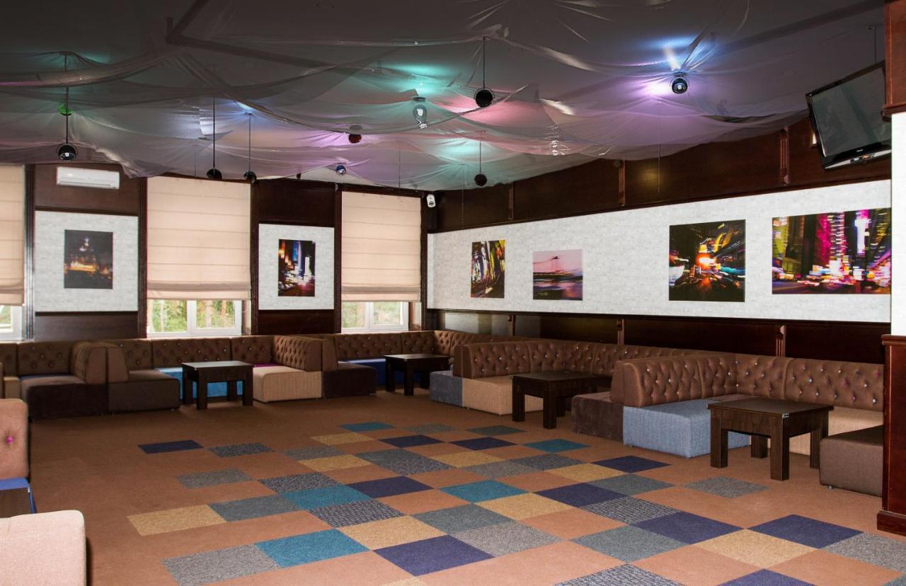 Conference Hall Irpin' Hotel Luaran gambar